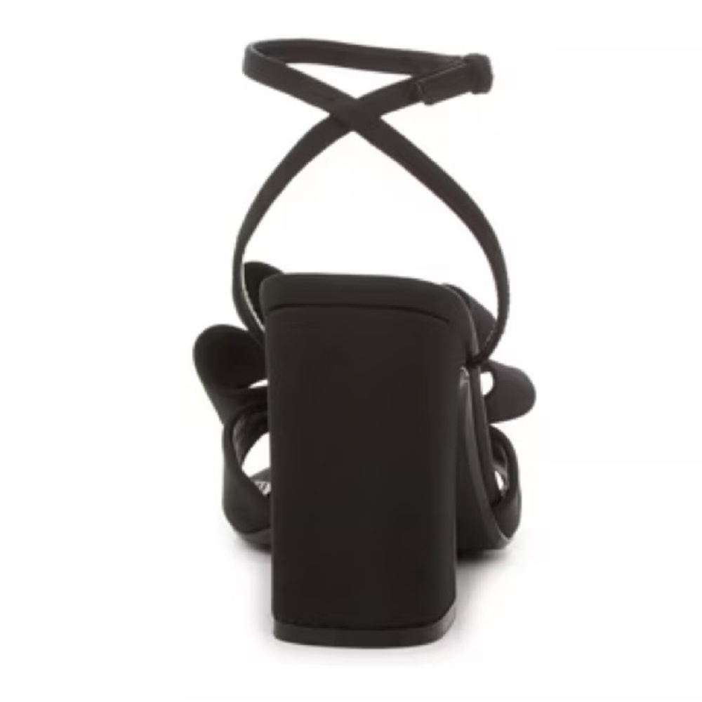 Steve Madden Black Heels Elegant Design - Picture 3 of 6